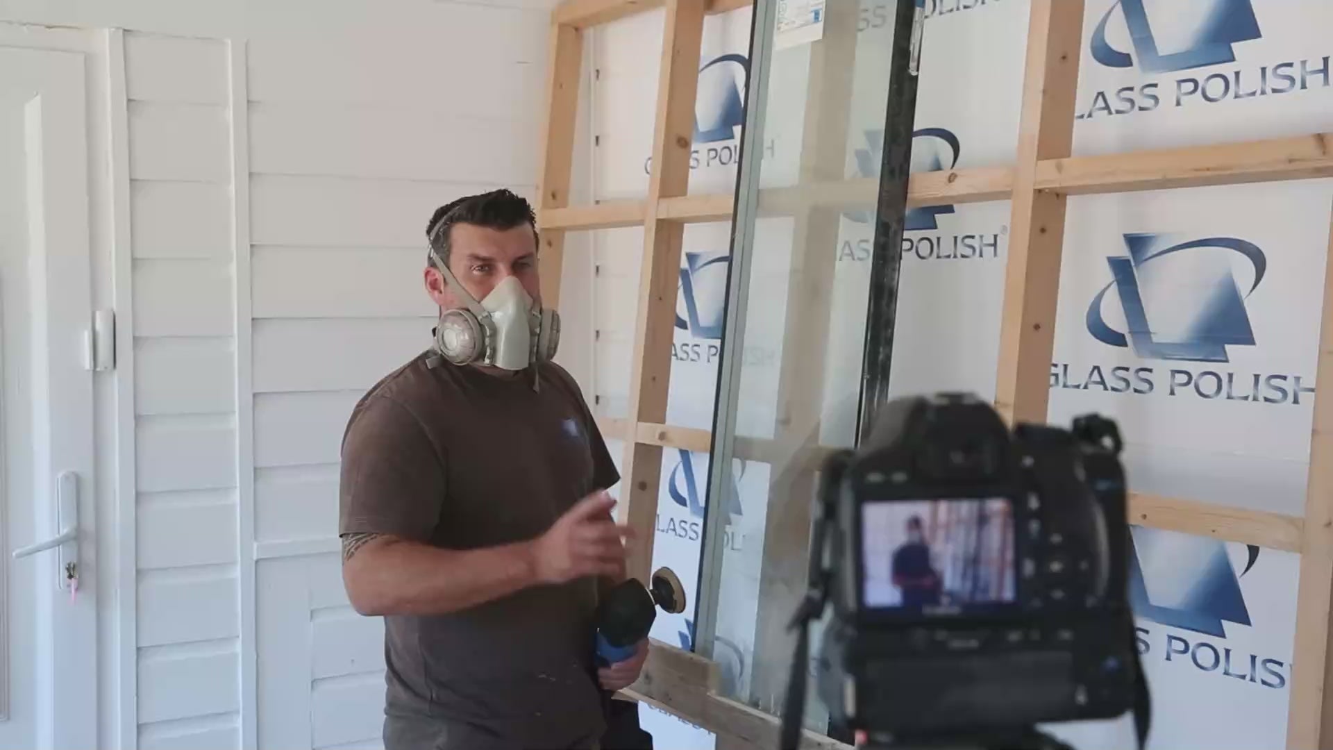 Load video: How To Mix and Use Cerium Oxide